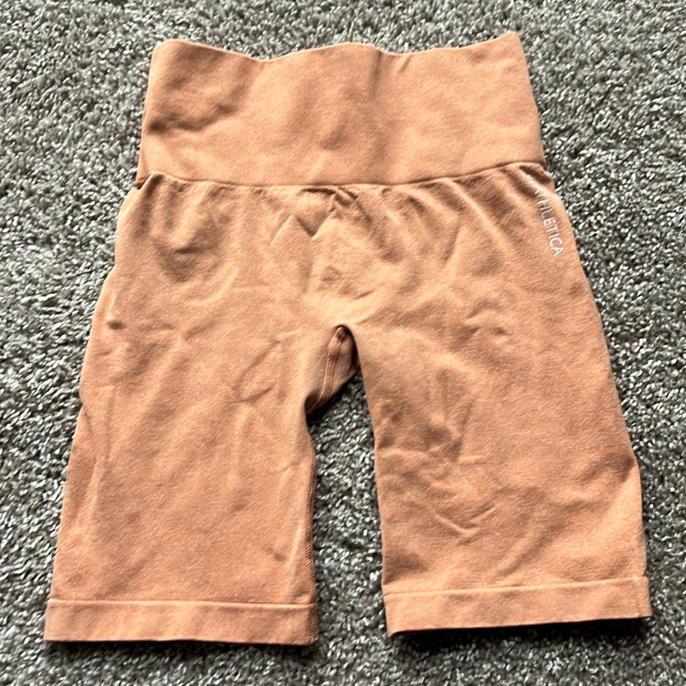 Orange biker shorts!